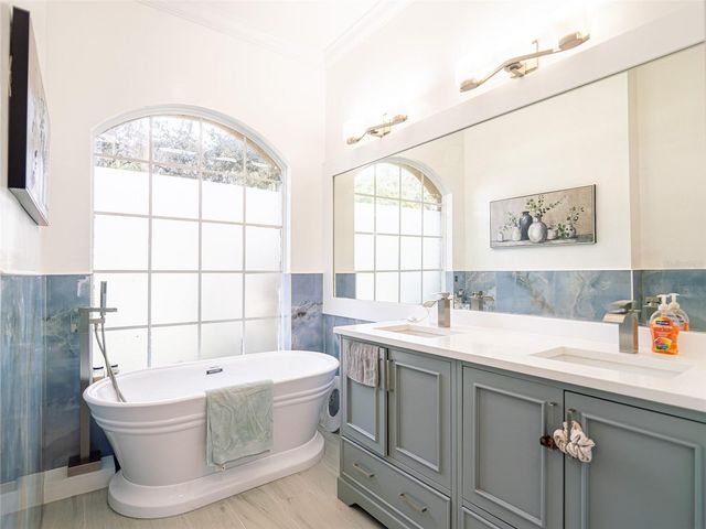 2855 CHAPELWOOD COURT, Oviedo, FL 32765