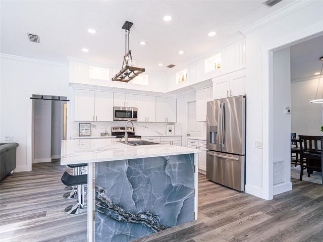 2855 CHAPELWOOD COURT, Oviedo, FL 32765