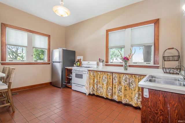 529 S Second Street, Elkhart, IN 46516