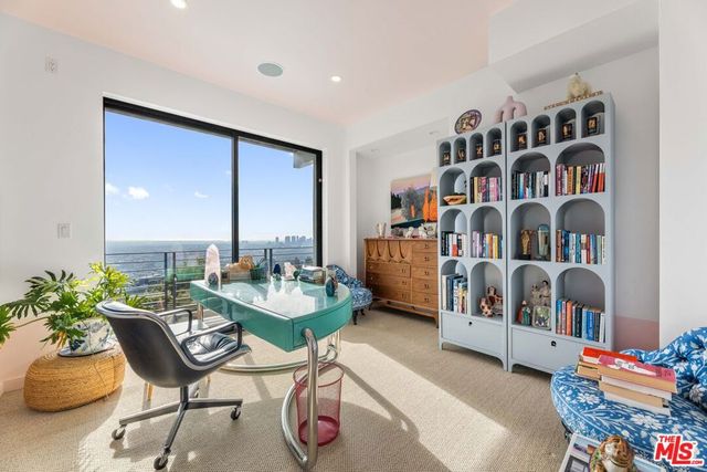 1501 Viewsite Terrace, Los Angeles, CA 90069