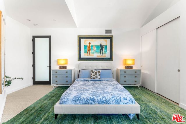 1501 Viewsite Terrace, Los Angeles, CA 90069