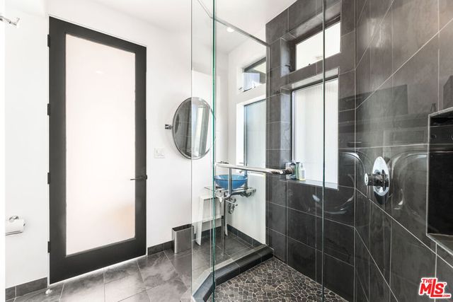 1501 Viewsite Terrace, Los Angeles, CA 90069