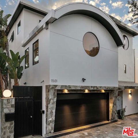 1501 Viewsite Terrace, Los Angeles, CA 90069