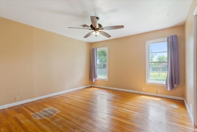 216 Bluebonnet, Marlin, TX 76661