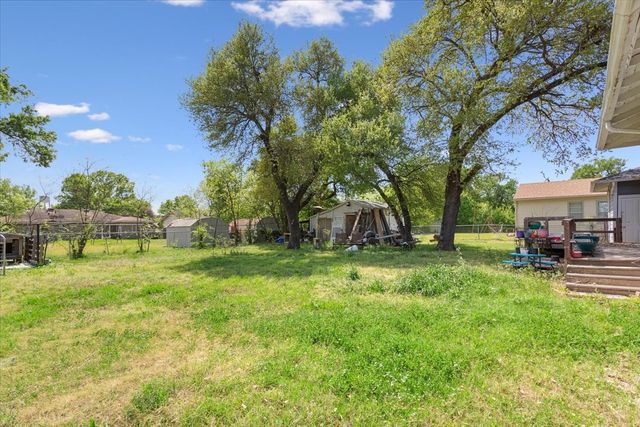 216 Bluebonnet, Marlin, TX 76661