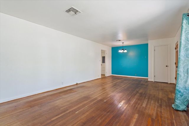 216 Bluebonnet, Marlin, TX 76661