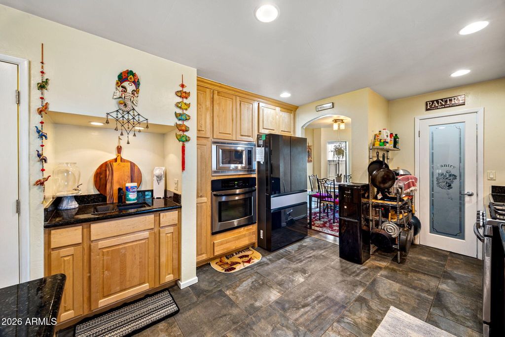 Image 10 of property listing at 420 E Owens --, Show Low, AZ 85901