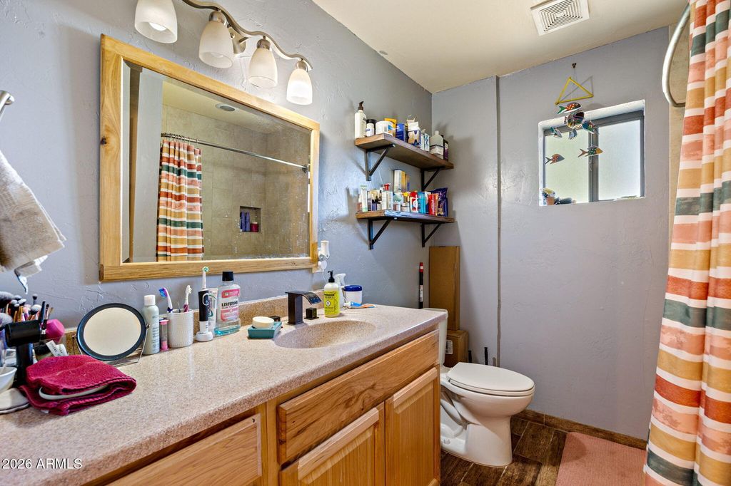 Image 18 of property listing at 420 E Owens --, Show Low, AZ 85901
