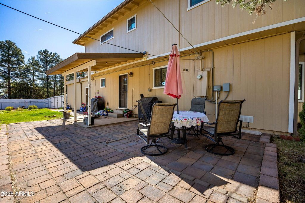 Image 27 of property listing at 420 E Owens --, Show Low, AZ 85901