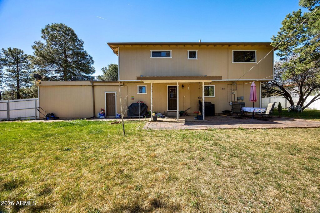 Image 28 of property listing at 420 E Owens --, Show Low, AZ 85901
