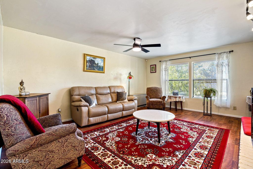 Image 6 of property listing at 420 E Owens --, Show Low, AZ 85901