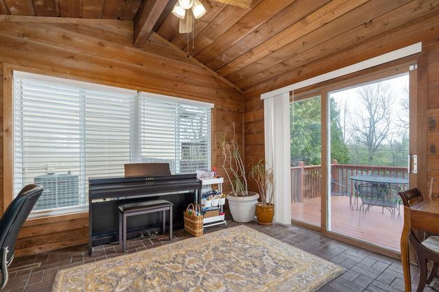 3723 E Sugar Hill Street, Springfield, MO 65809
