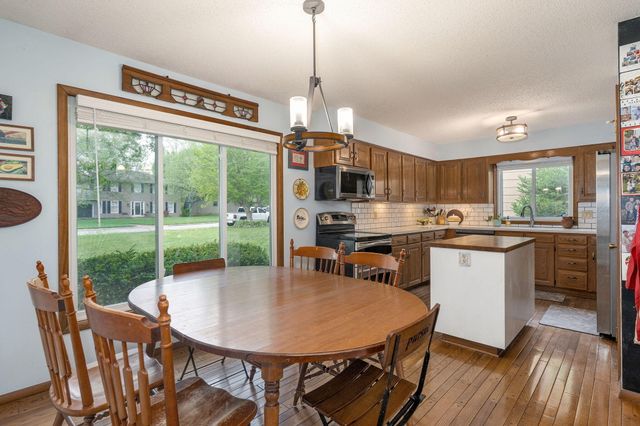 3723 E Sugar Hill Street, Springfield, MO 65809