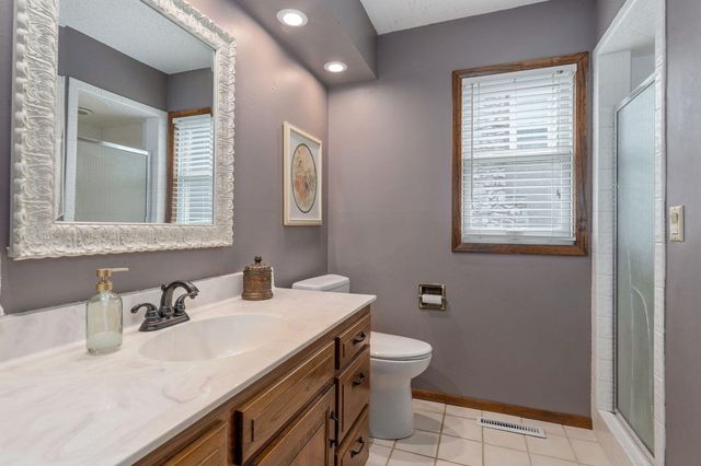 3723 E Sugar Hill Street, Springfield, MO 65809