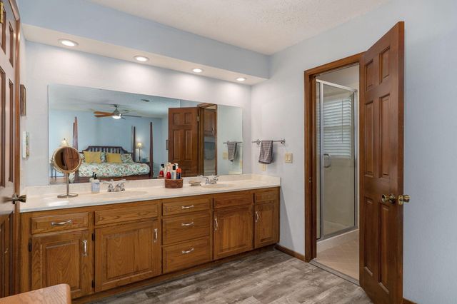 3723 E Sugar Hill Street, Springfield, MO 65809