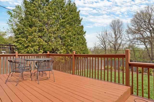 3723 E Sugar Hill Street, Springfield, MO 65809