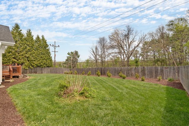 3723 E Sugar Hill Street, Springfield, MO 65809