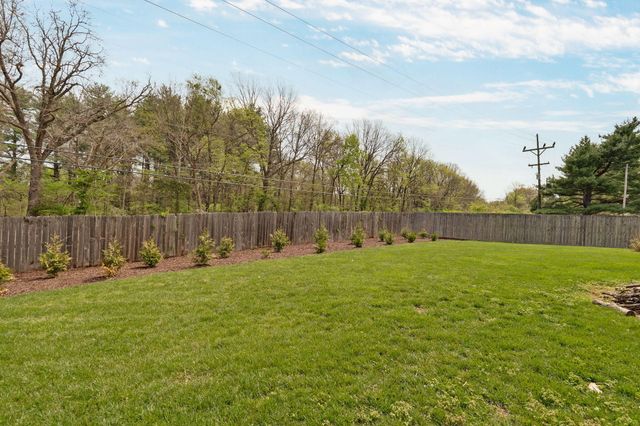 3723 E Sugar Hill Street, Springfield, MO 65809