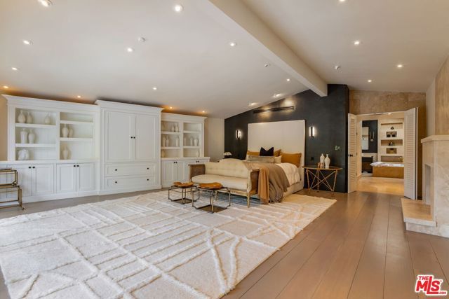 1100 Pine Drive, Beverly Hills, CA 90210