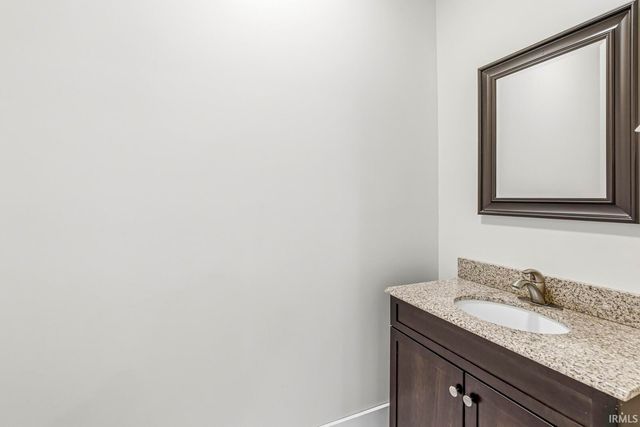527 W Colfax Avenue, South Bend, IN 46601