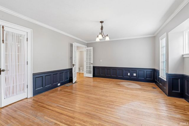 527 W Colfax Avenue, South Bend, IN 46601