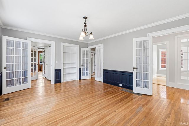 527 W Colfax Avenue, South Bend, IN 46601