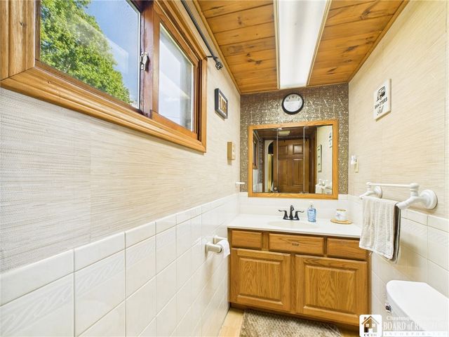 485 Derrick Road, Foster Town, PA 16701