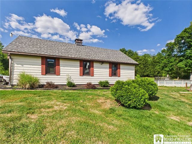 485 Derrick Road, Foster Town, PA 16701