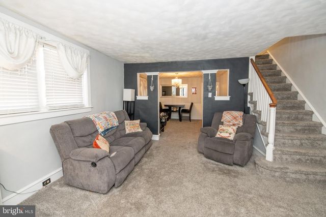 105 WAYNE AVE, Springfield, PA 19064
