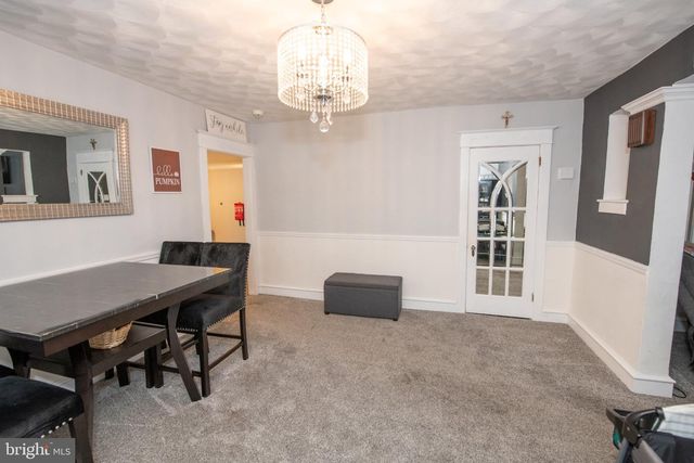 105 WAYNE AVE, Springfield, PA 19064