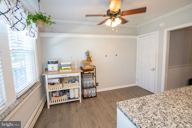 105 WAYNE AVE, Springfield, PA 19064