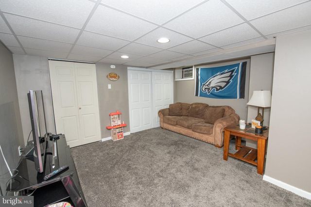 105 WAYNE AVE, Springfield, PA 19064