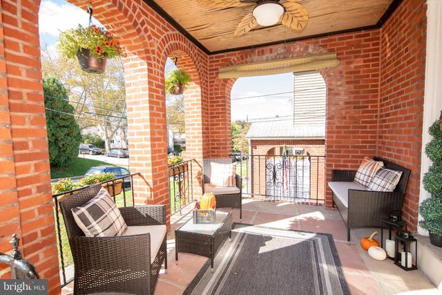 105 WAYNE AVE, Springfield, PA 19064