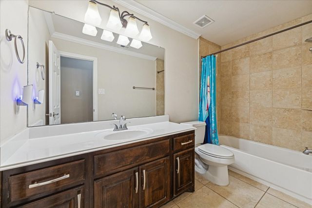 20318 Sedona Oaks Drive, Cypress, TX 77433