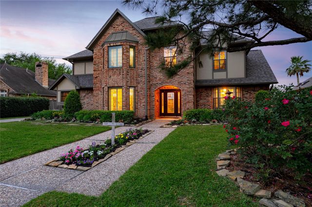 2711 Bent Tree Trail, League City, TX 77573