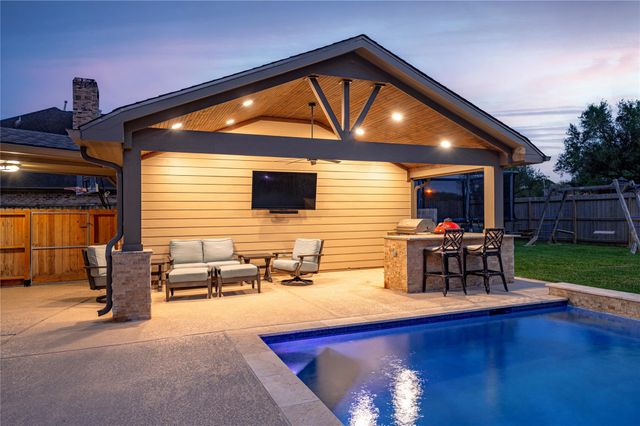 2711 Bent Tree Trail, League City, TX 77573