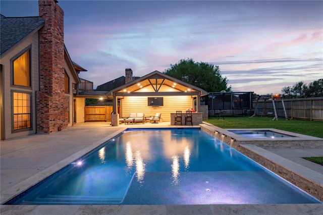 2711 Bent Tree Trail, League City, TX 77573