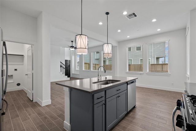 4935 Anders Lane, Iowa Colony, TX 77583