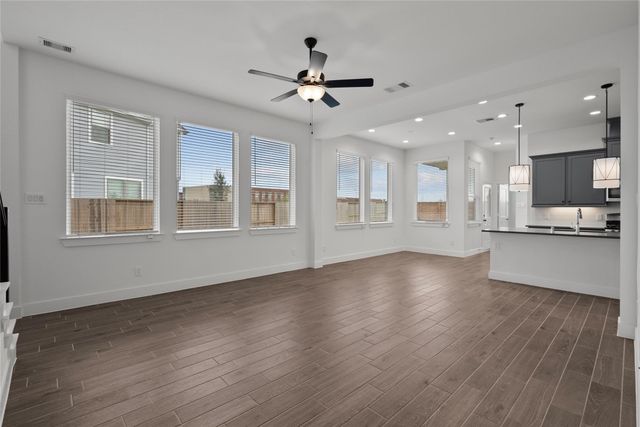 4935 Anders Lane, Iowa Colony, TX 77583