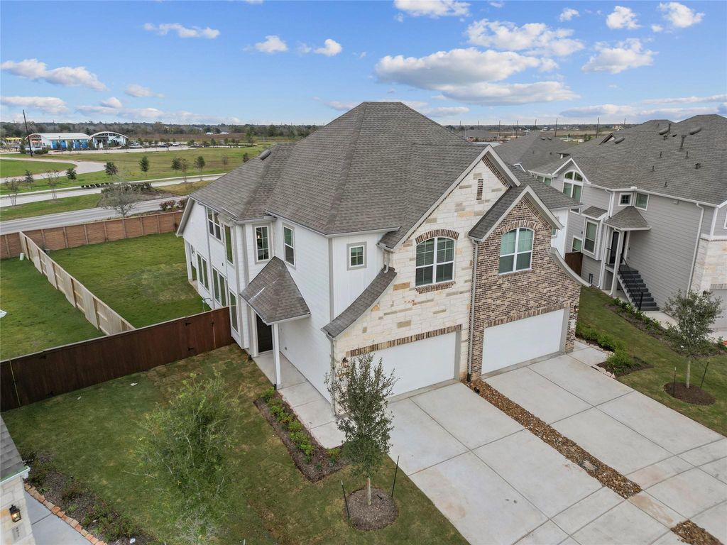 4935 Anders Lane, Iowa Colony, TX 77583