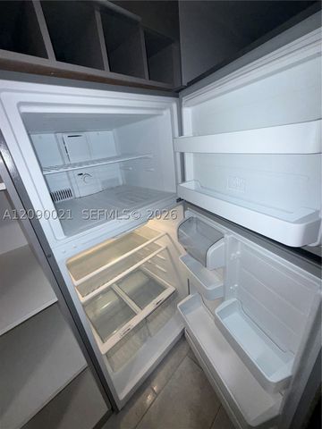 2020 Washington St 4, Hollywood, FL 33020