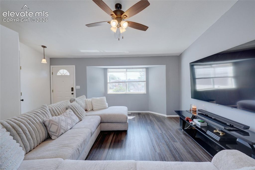 299 S Falcon Drive, Pueblo, CO 81007 — photo 5