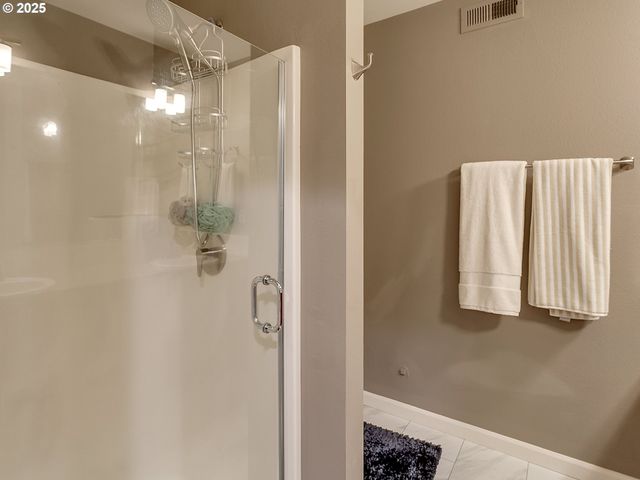 16685 Sw BASELINE Rd, Beaverton, OR 97006