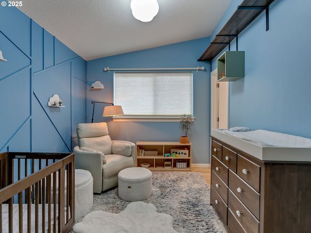 16685 Sw BASELINE Rd, Beaverton, OR 97006