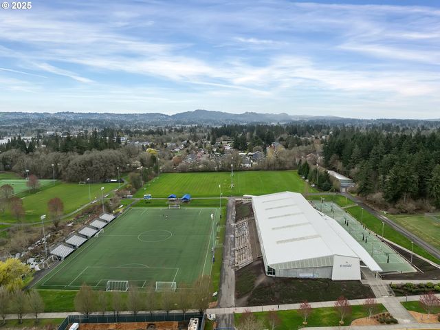 16685 Sw BASELINE Rd, Beaverton, OR 97006