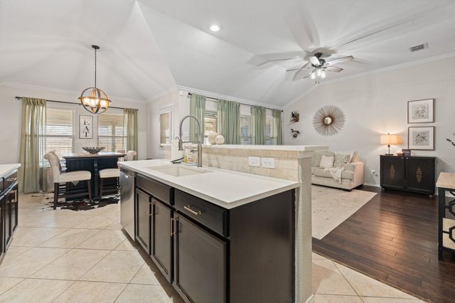 425 Peach Lane, Burleson, TX 76028