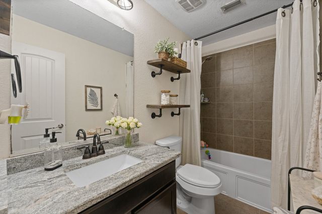 425 Peach Lane, Burleson, TX 76028