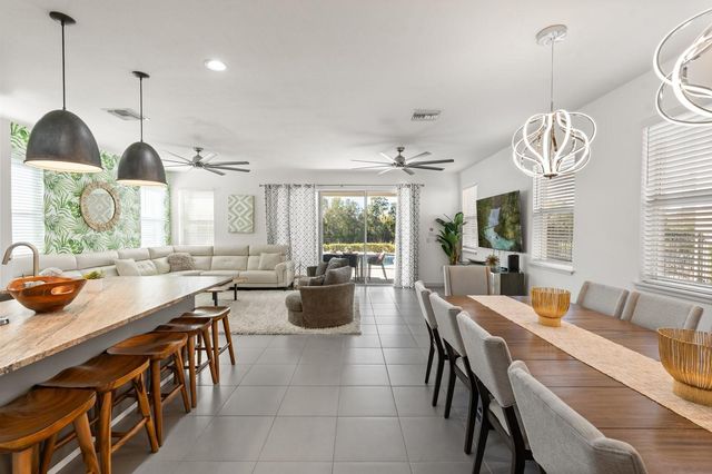 1216 CASTLE PINES COURT, Reunion, FL 34747