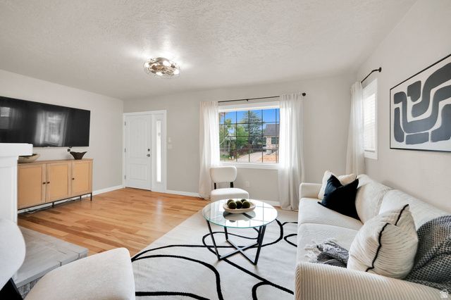 1216 E CRANDALL AVE, Salt Lake City, UT 84106