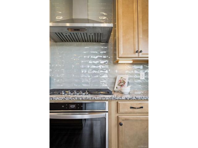 9386 Bross St, Arvada, CO 80007